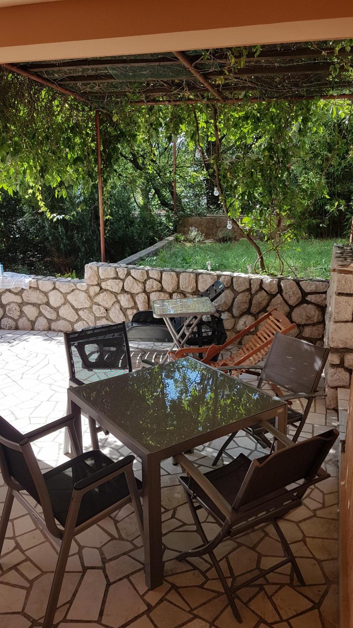 נובי ווינודולסקי Apartma Irena מראה חיצוני תמונה